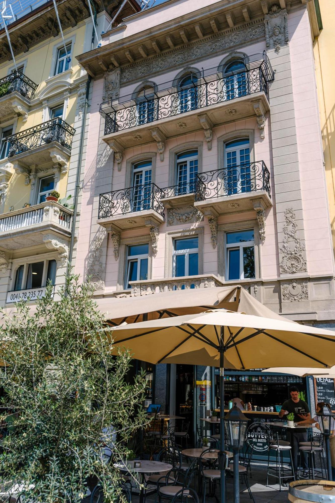 Seven Town House Boutique Hotel Locarno Exterior photo